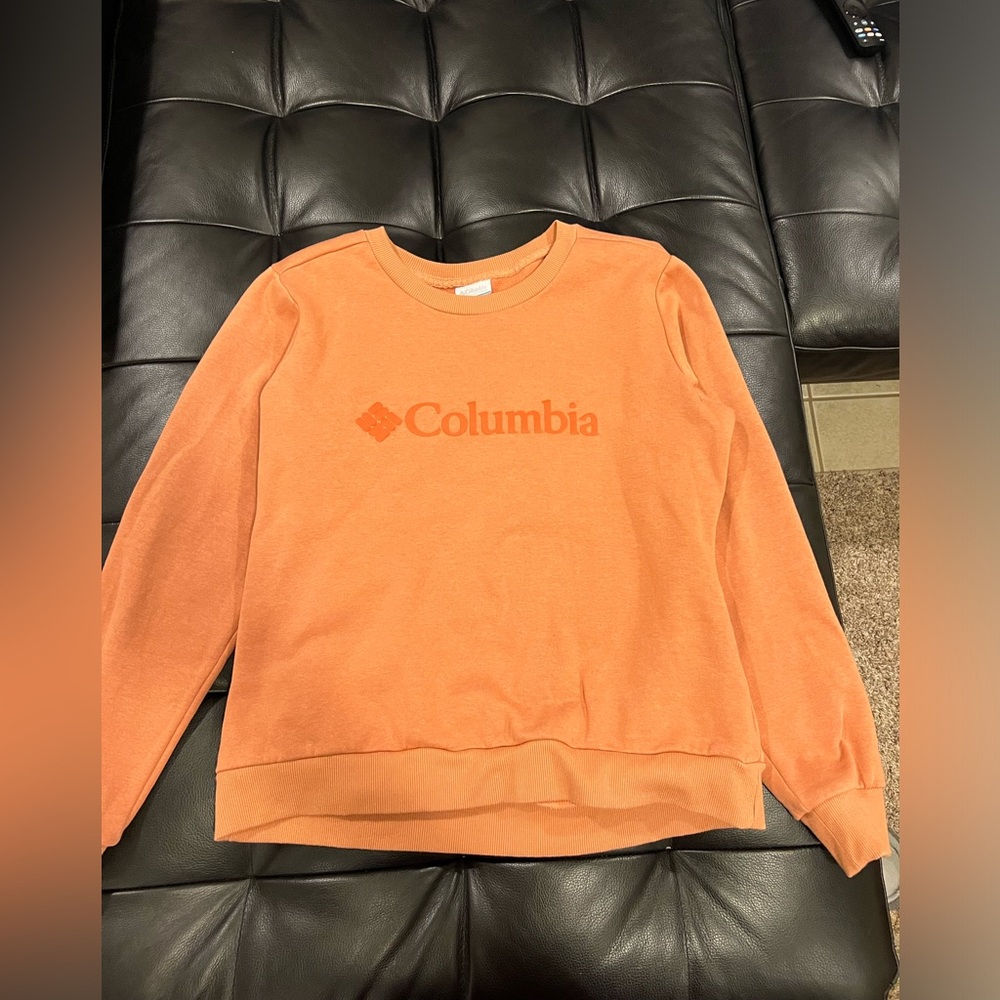 Columbia crewneck women’s medium